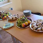 Wellness Rezort Maxim Bojnice Гостевой дом Бойнице