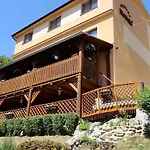 Wellness Rezort Maxim Bojnice Гостевой дом 3*